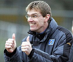 Freut sich über den Auswärtssieg: HSV-Coach Karsten "Air" Bäron