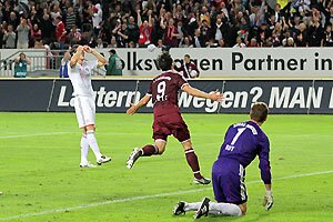 Freut auch Borussen: Tor gegen Bayern durch Lakic